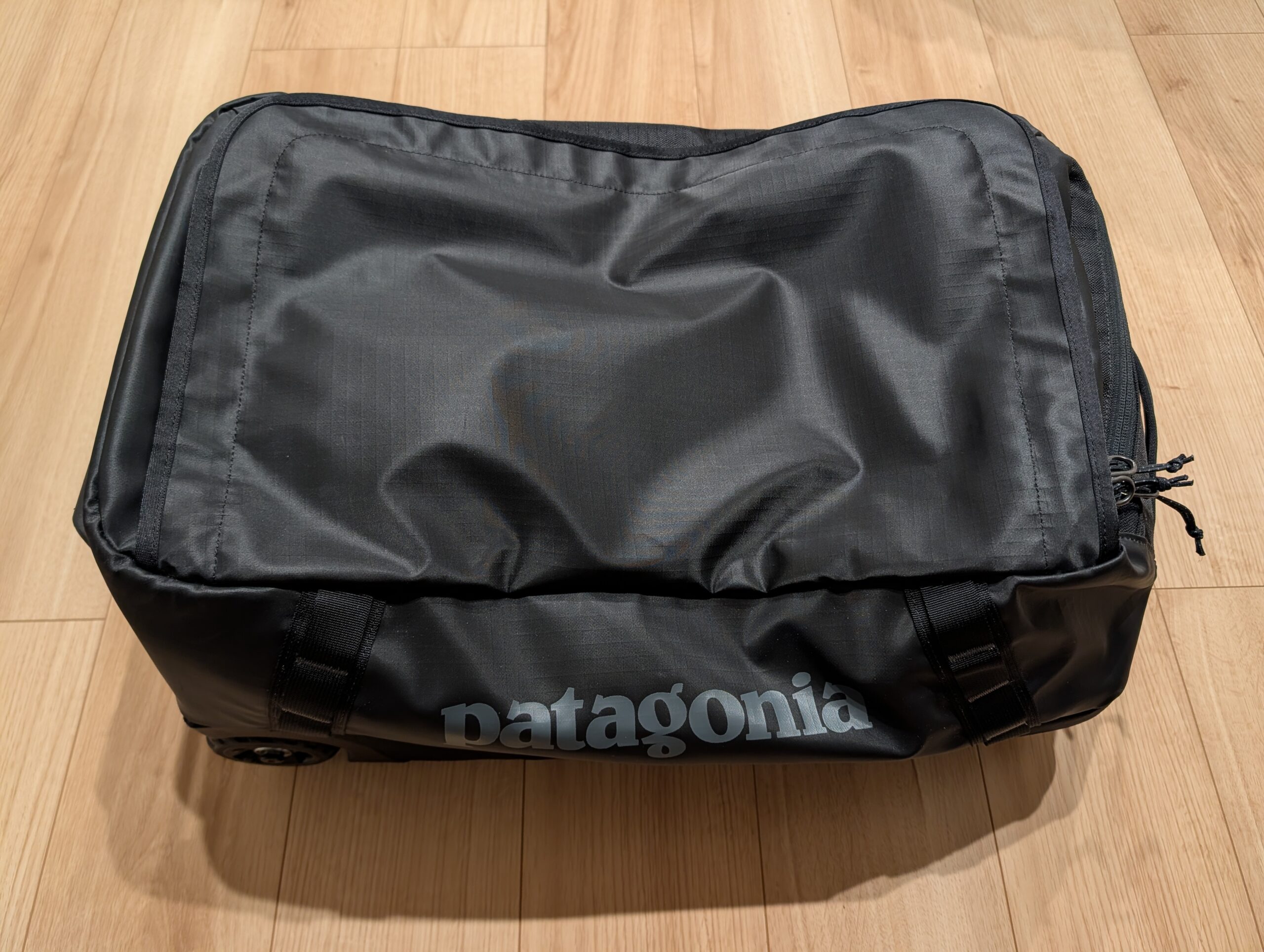 ブラックホール・ウィールド・ダッフル 40L