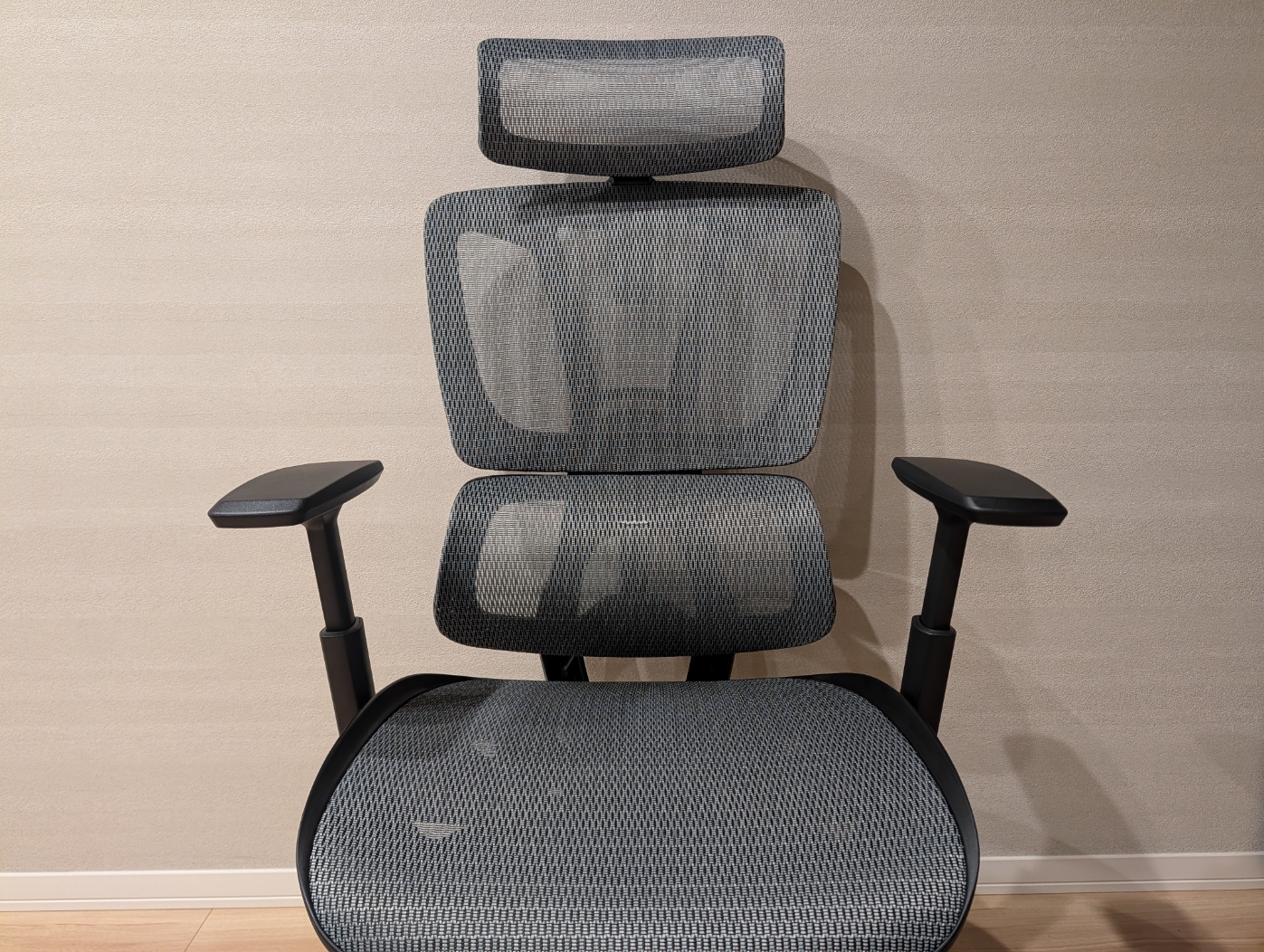 ニトリ リクライニングオフィスチェア OC701