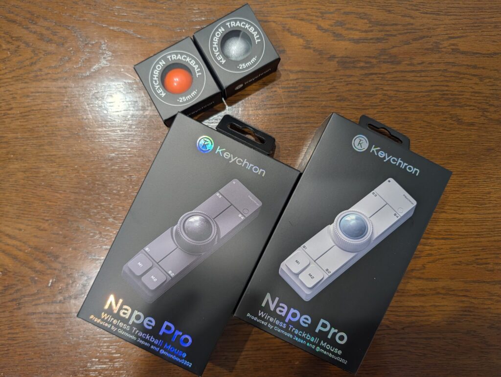 Nape Proがついに届いた！WhiteとBlackのNape Pro本体2台に加えて、シルバーとオレンジのボールがついてくるコンプリートセットを購入 